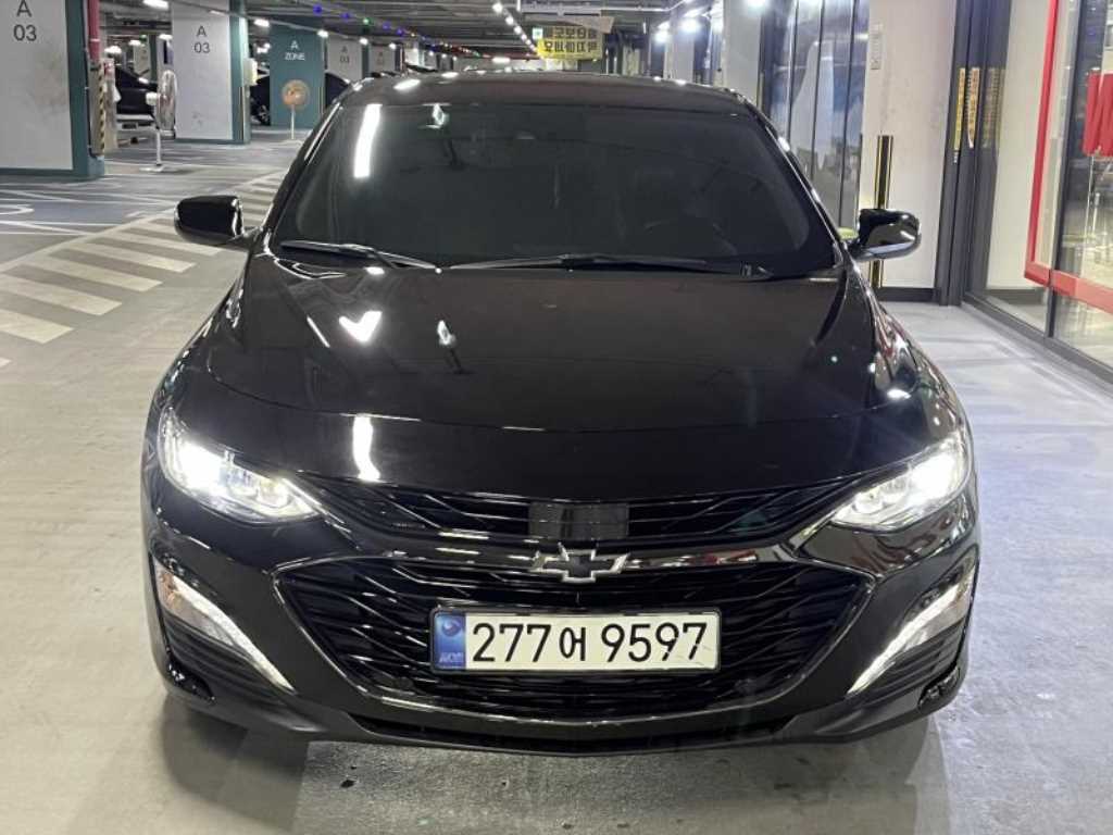 Chevrolet Malibu - Vista 3