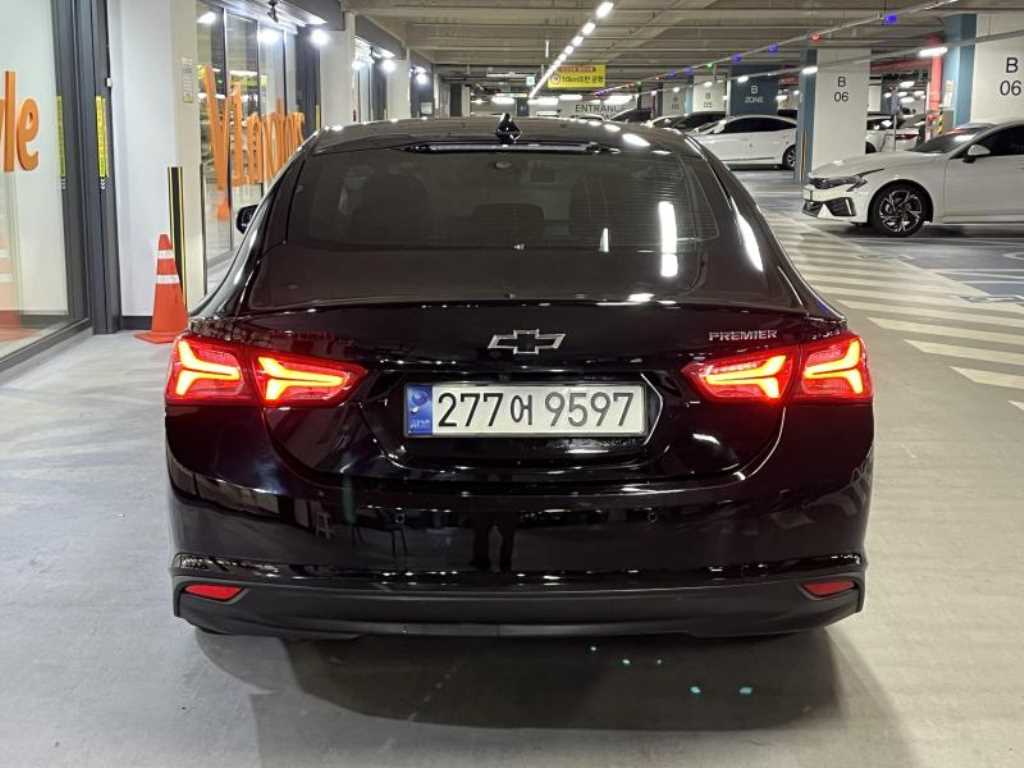 Chevrolet Malibu - Vista 2