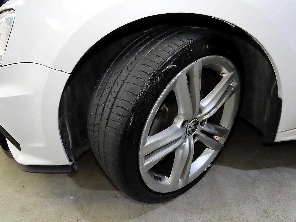 Volkswagen Jetta 2013 Blanco - Importación desde Corea - HF Imports Iquique - Foto 18