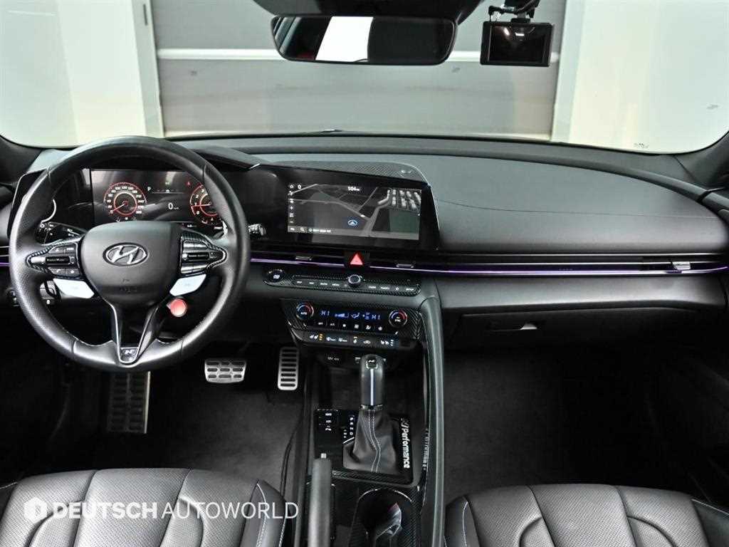 HYUNDAI Avante - Vista 7