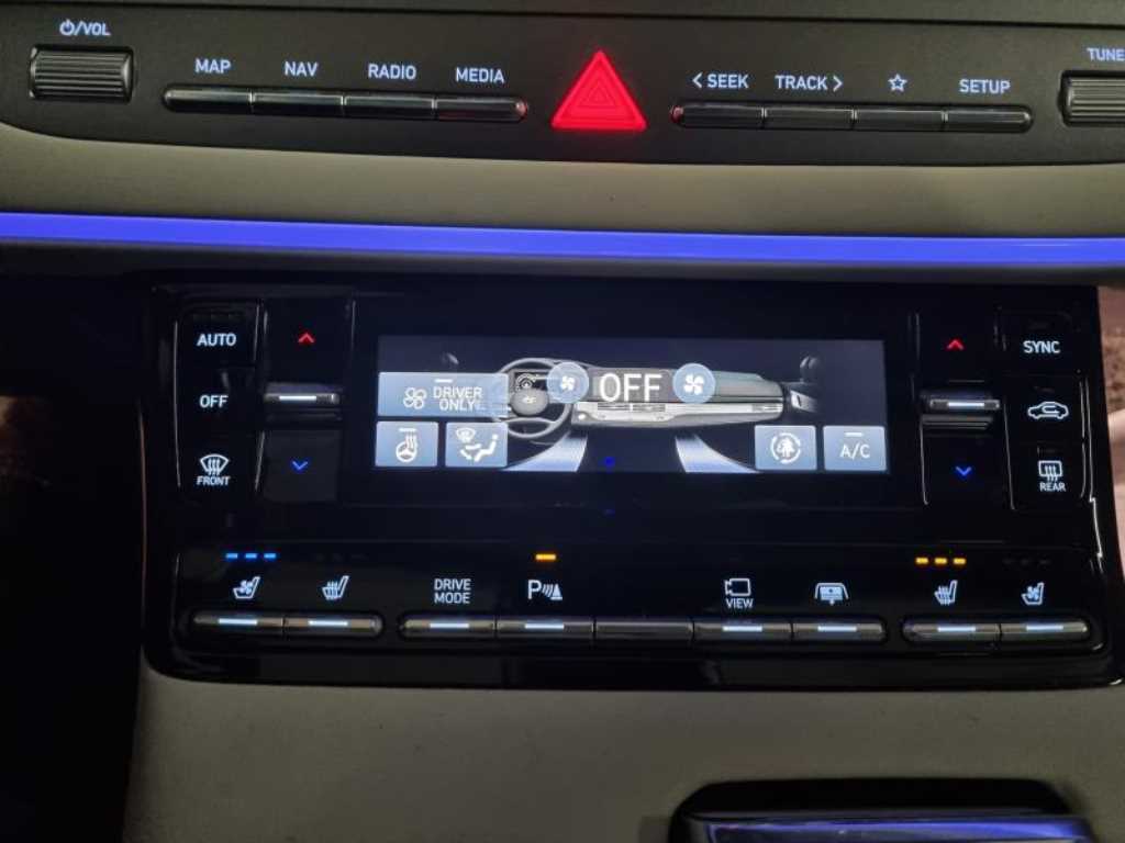 HYUNDAI Grandeur - Vista 9