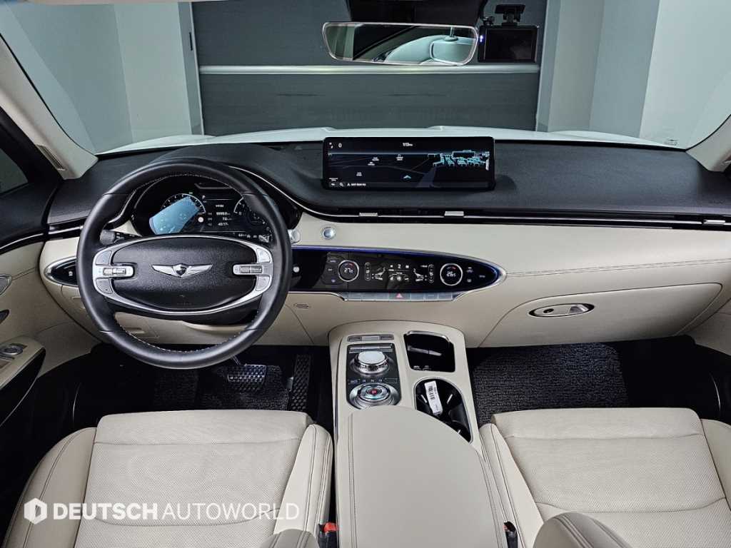 Genesis GV70 - Vista 7