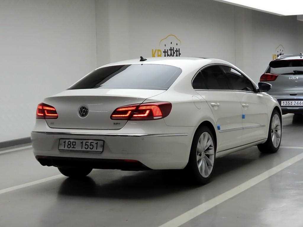 Volkswagen CC - Vista 4