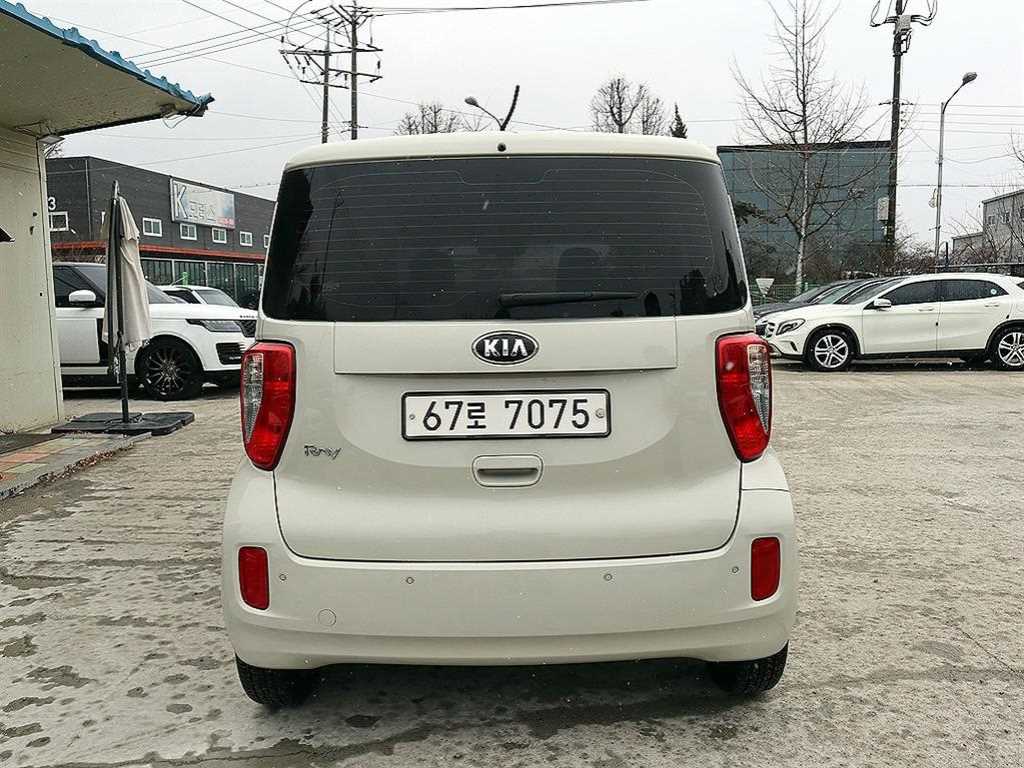 KIA Ray - Vista 4