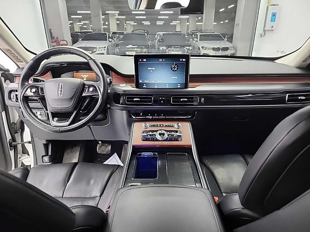 Lincoln Aviator - Vista 7