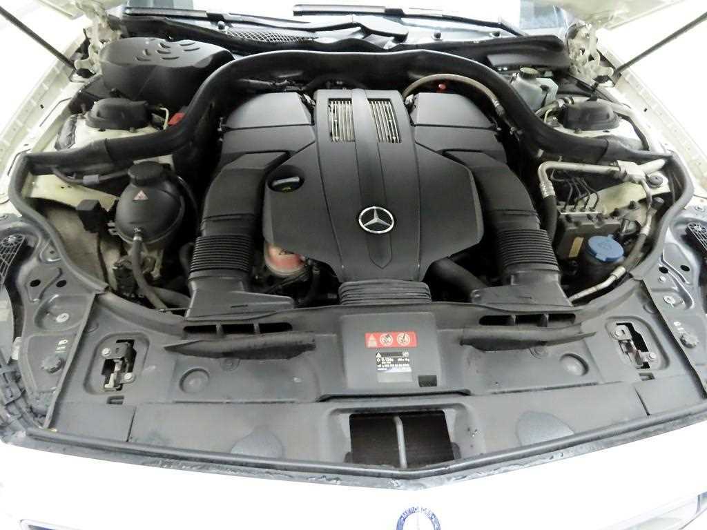 Mercedes Benz CLS Class 2017 Blanco - Importación desde Corea - HF Imports Iquique - Foto 20