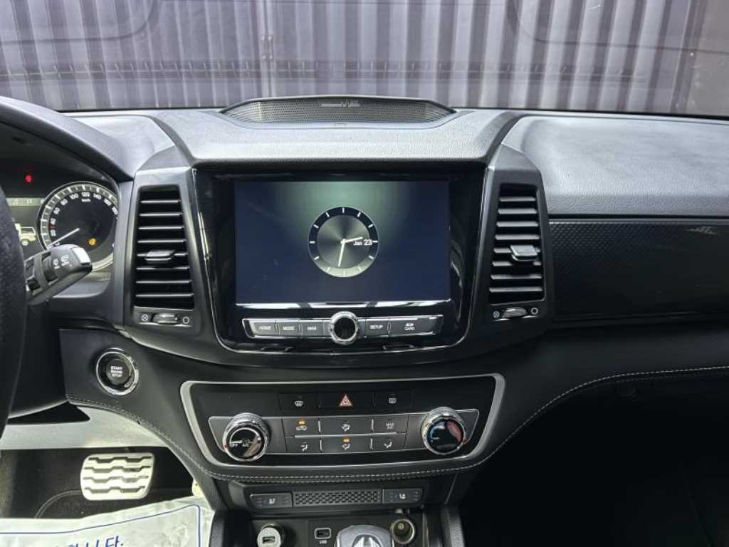 Ssangyong Rexton - Vista 11