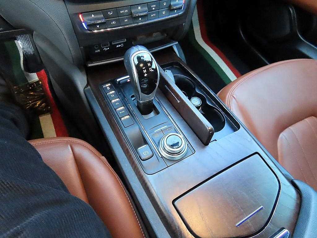 Maserati Ghibli - Vista 10
