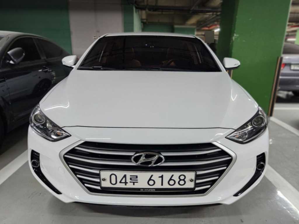 HYUNDAI Avante 2018 - Importación desde Corea - HF Imports Iquique - Foto 1