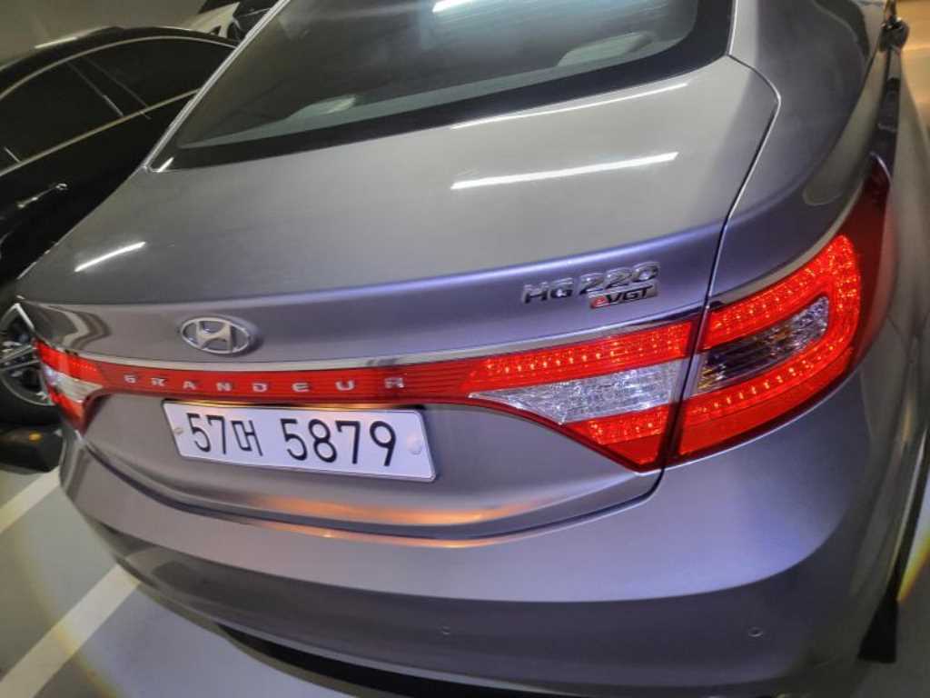 HYUNDAI Grandeur - Vista 4