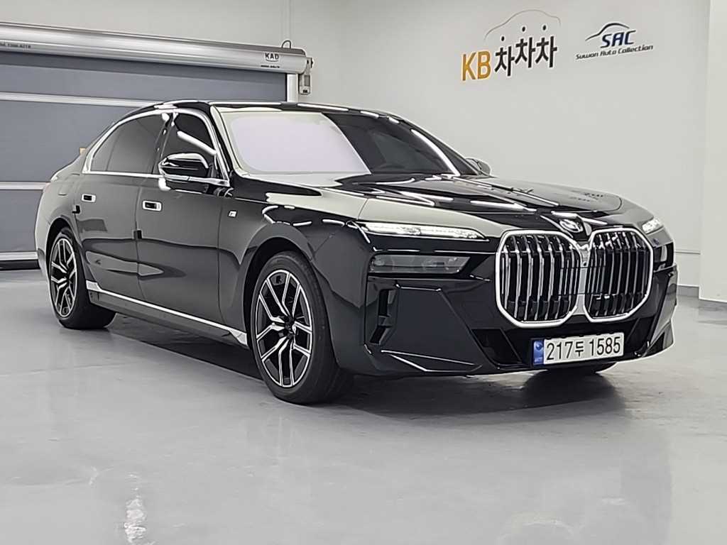 BMW 7 Series - Vista 4