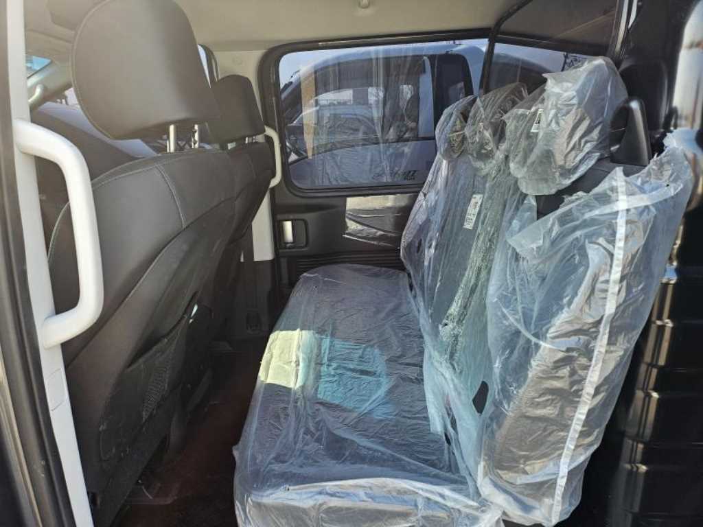 HYUNDAI Staria - Vista 12