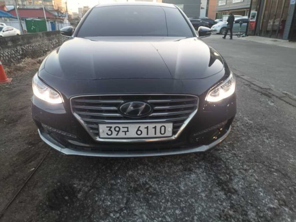 HYUNDAI Grandeur 2018 Negro - Importación desde Corea - HF Imports Iquique - Foto 1