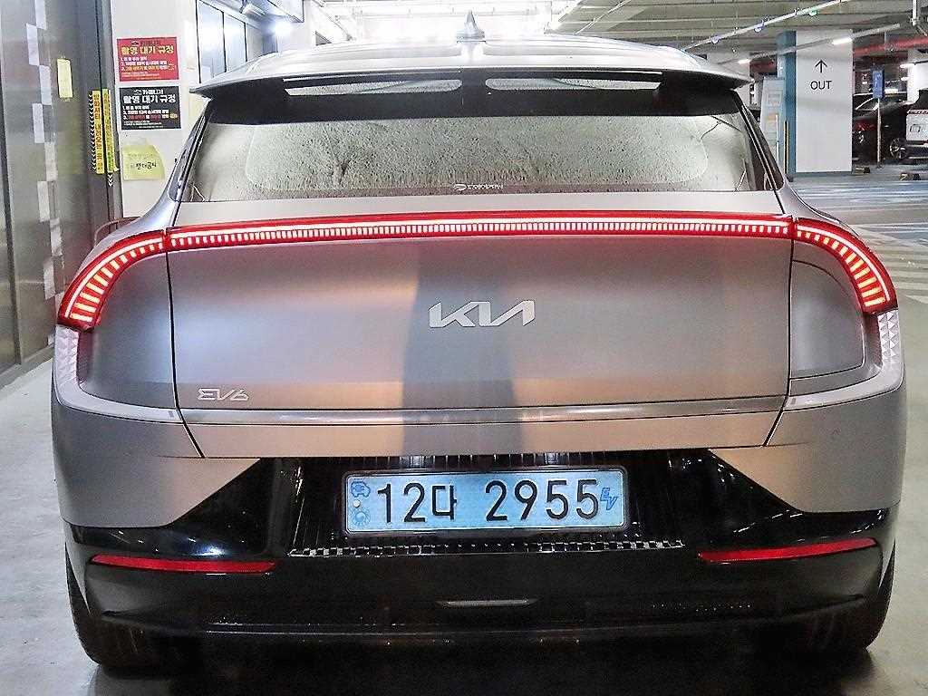 KIA EV6 - Vista 5