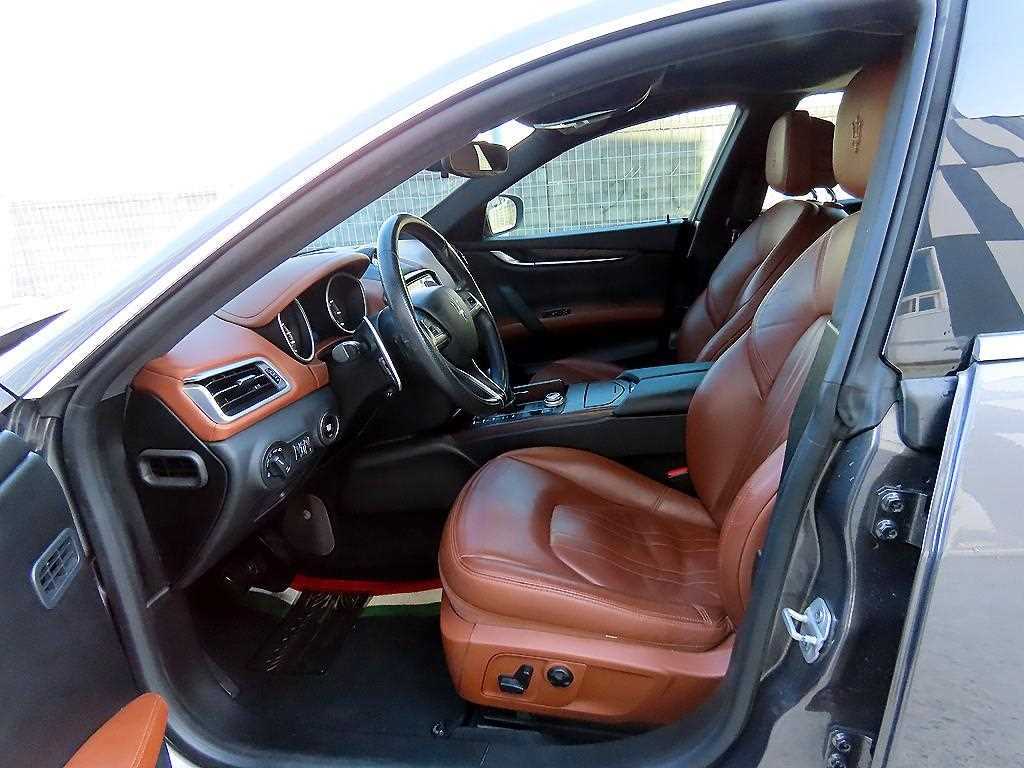 Maserati Ghibli - Vista 5