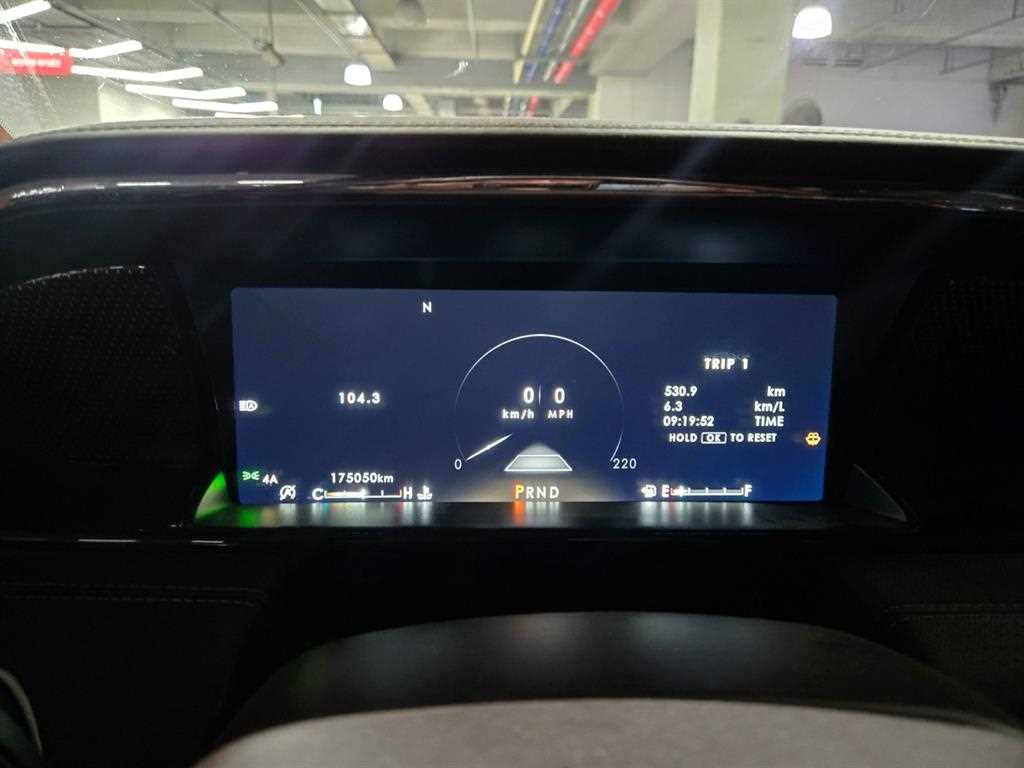 Lincoln Navigator - Vista 8