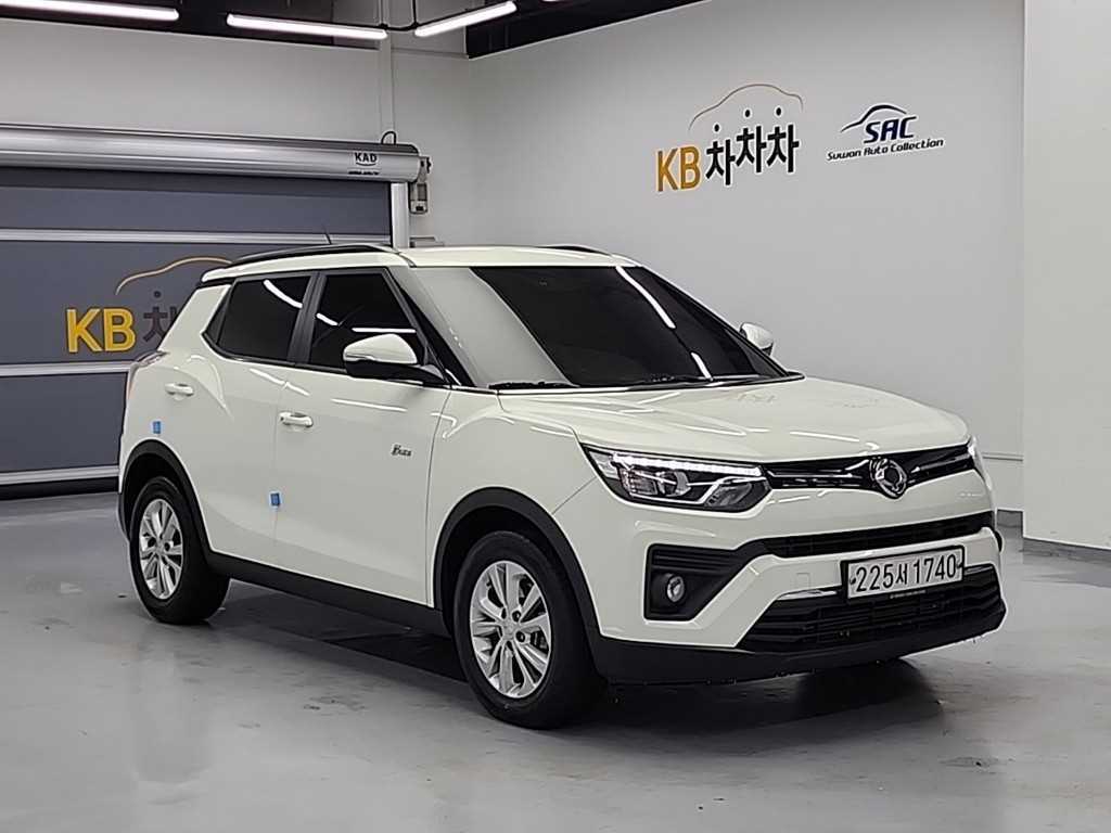 Ssangyong Tivoli - Vista 4