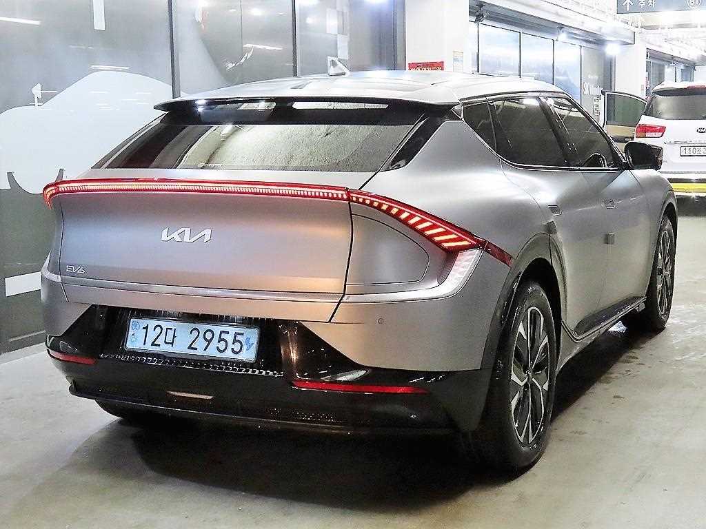 KIA EV6 - Vista 4