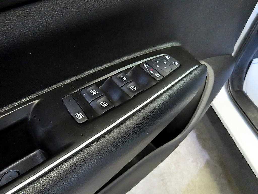 SAMSUNG QM6 2023 Blanco - Importación desde Corea - HF Imports Iquique - Foto 13