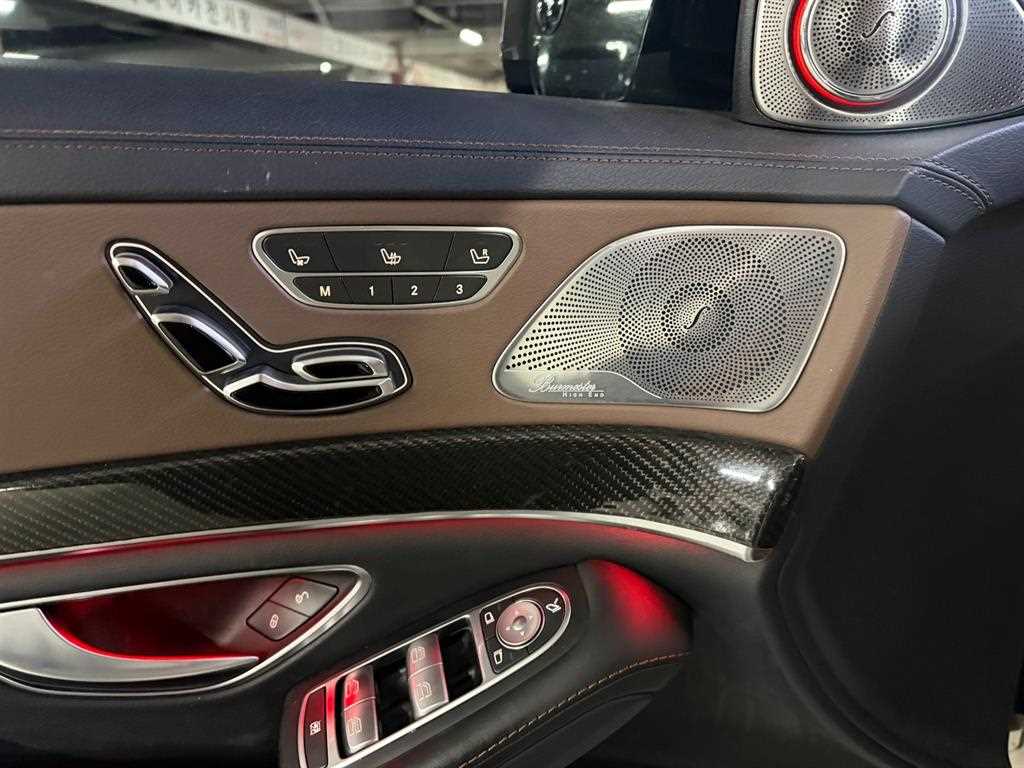 Mercedes Benz S Class - Vista 7