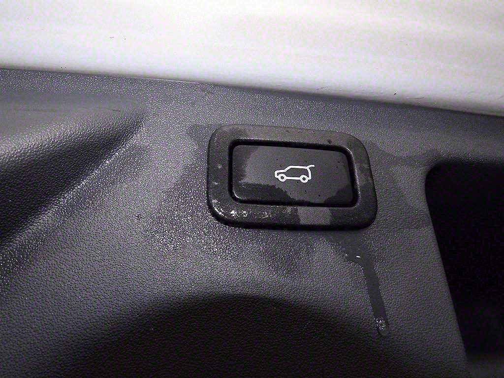 Land Rover Discovery Sports 2016 Blanco - Importación desde Corea - HF Imports Iquique - Foto 15