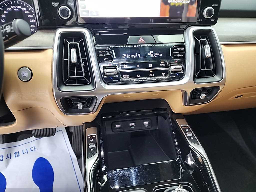 KIA Sorento - Vista 10