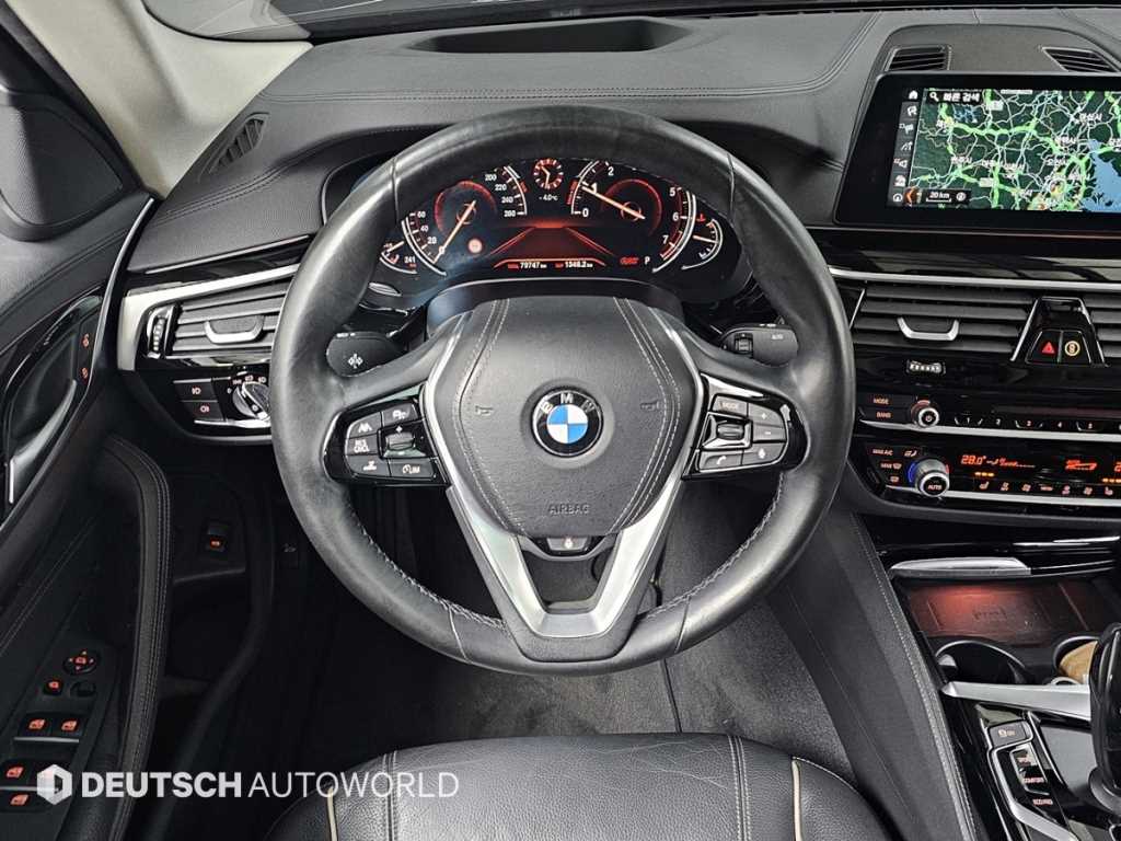 BMW 5 Series 2018 Gris - Importación desde Corea - HF Imports Iquique - Foto 13