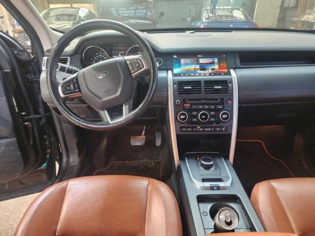 Land Rover Discovery Sports - Vista 12