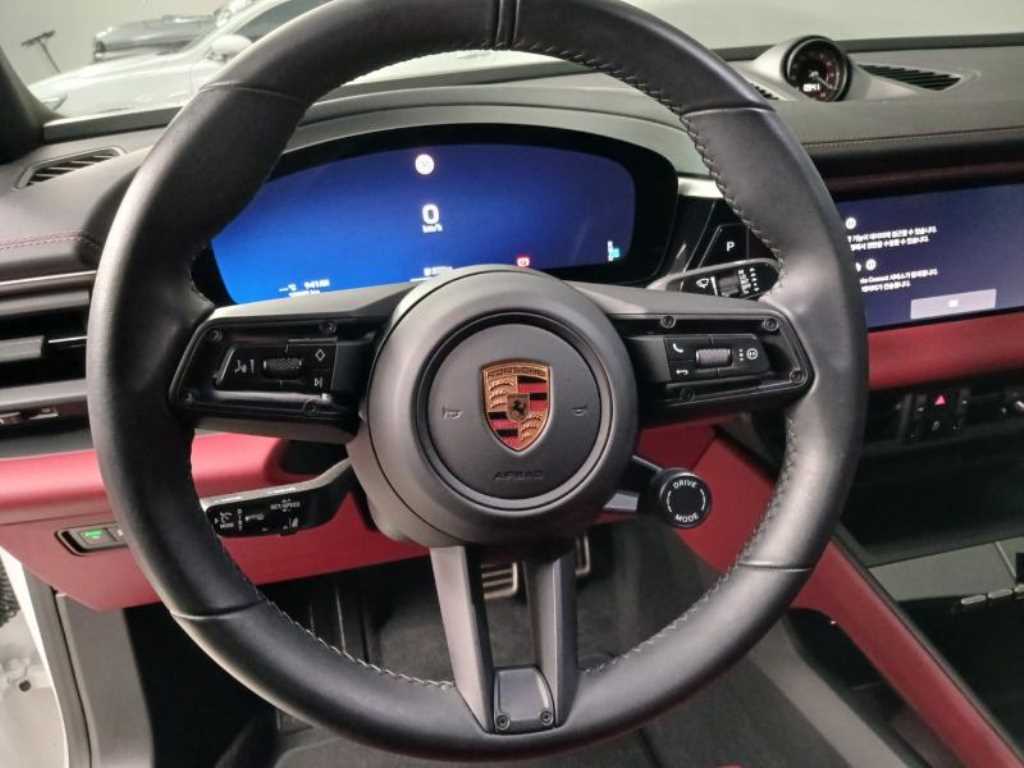 Porsche Macan - Vista 10