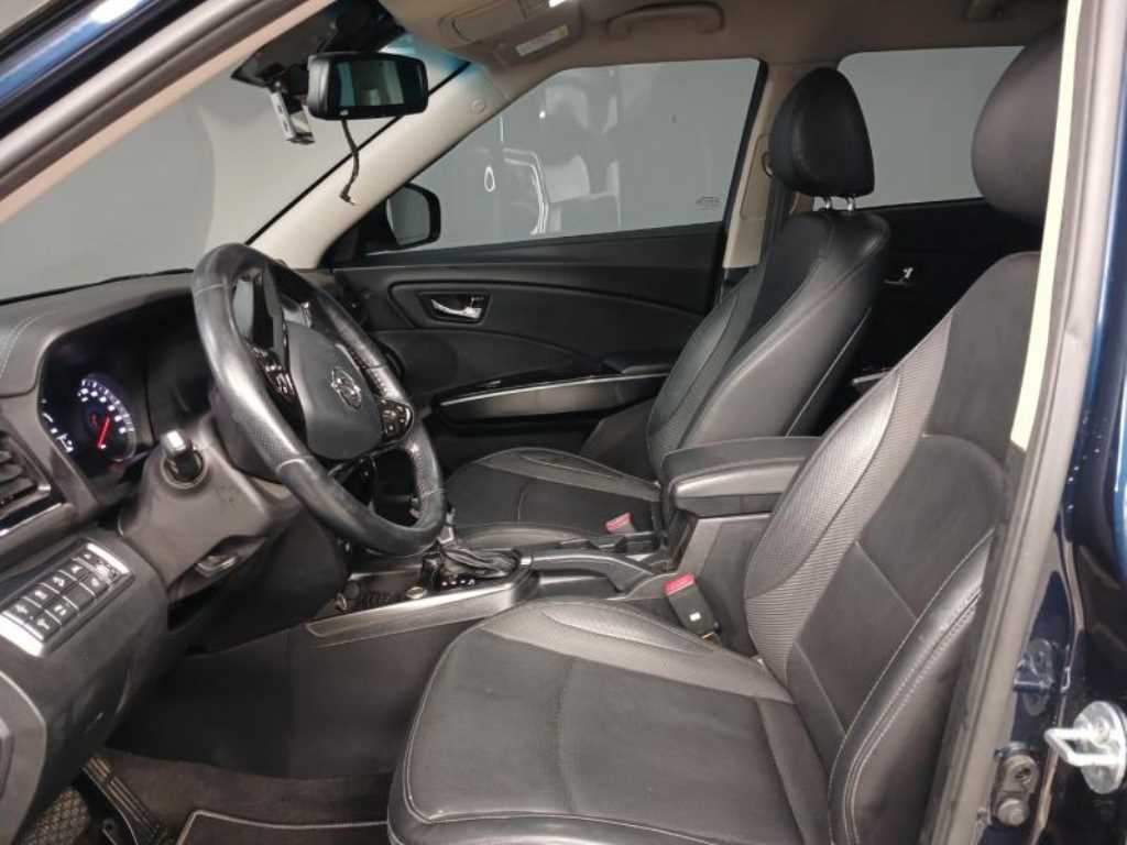 Ssangyong Tivoli - Vista 7