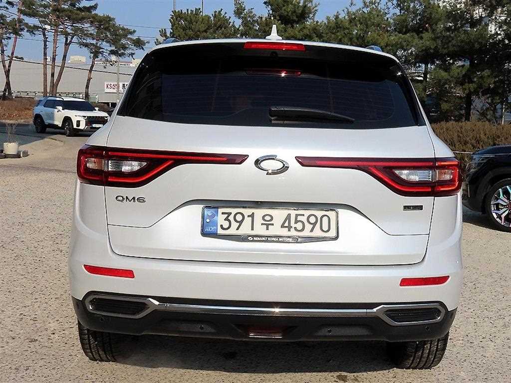 SAMSUNG QM6 - Vista 4