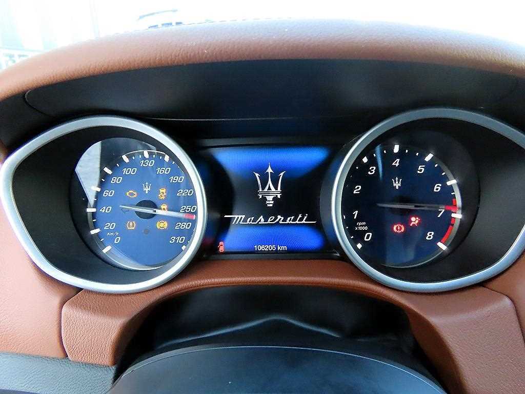 Maserati Ghibli - Vista 9