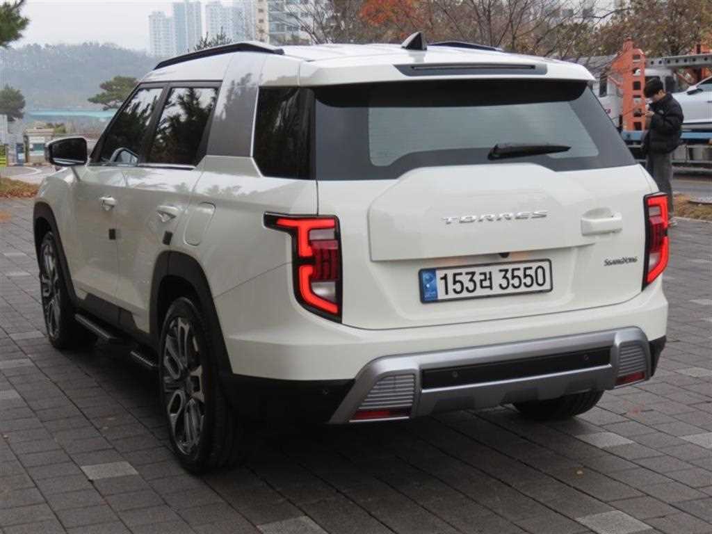 Ssangyong Torres - Vista 4