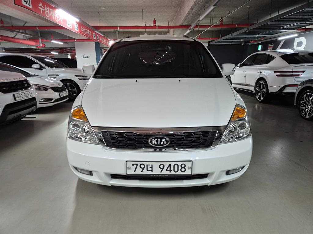 KIA Carnival - Vista 2