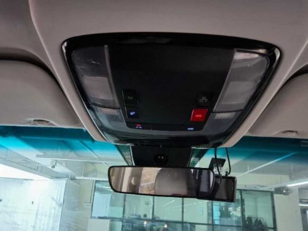 HYUNDAI Staria - Vista 6