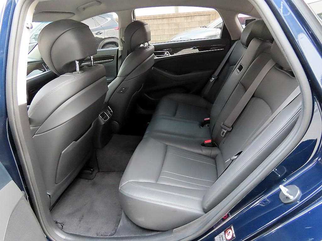 Genesis G80 - Vista 6