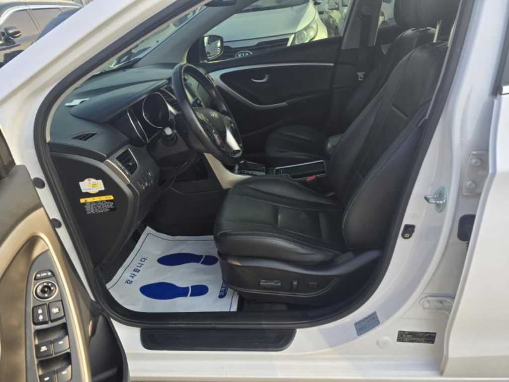 HYUNDAI i30 2015 Blanco - Importación desde Corea - HF Imports Iquique - Foto 16