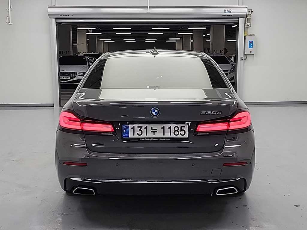 BMW 5 Series - Vista 3