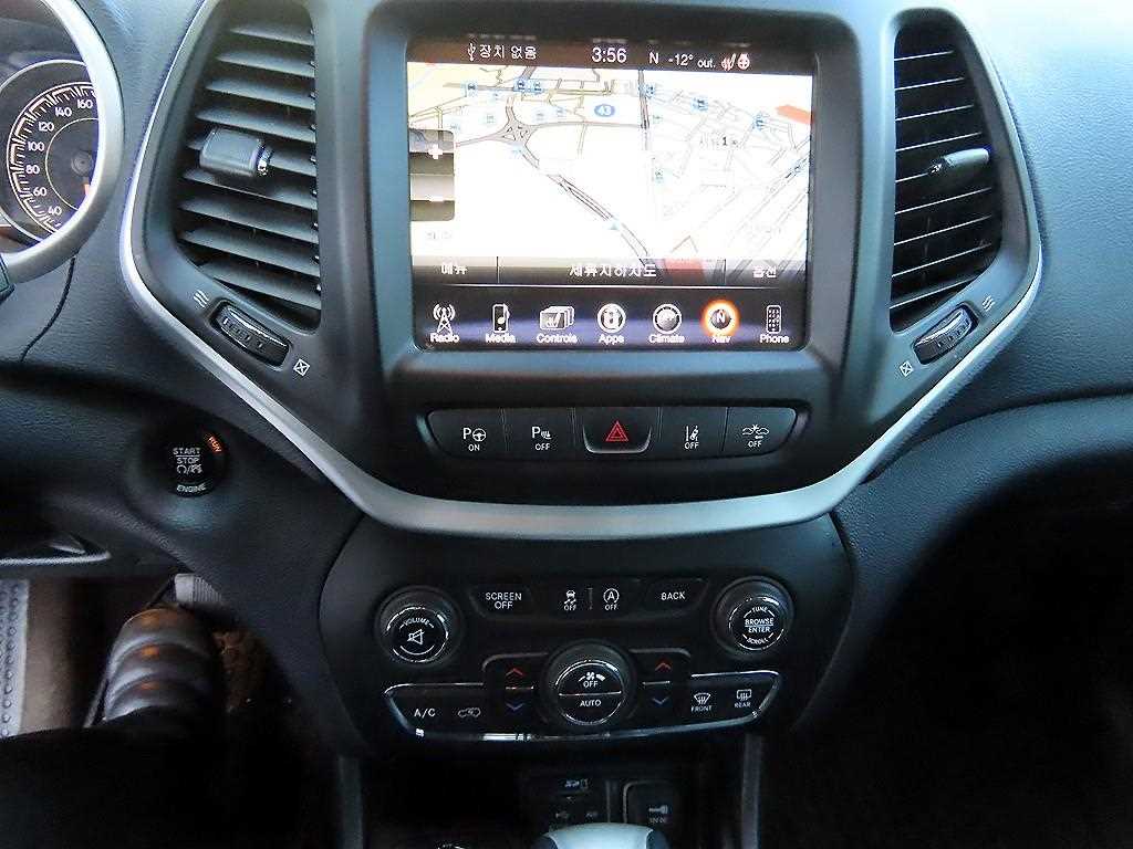 Jeep Cherokee 2016 Negro - Importación desde Corea - HF Imports Iquique - Foto 13