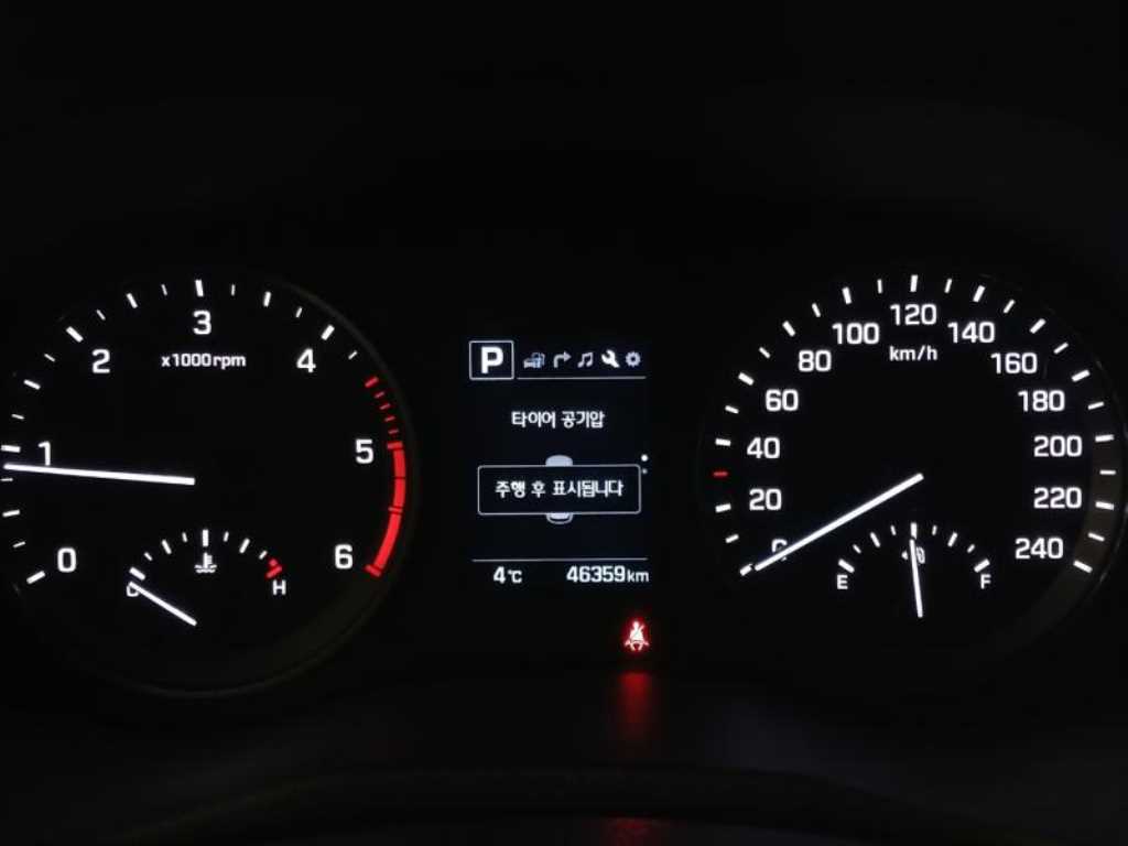 HYUNDAI Tucson - Vista 9