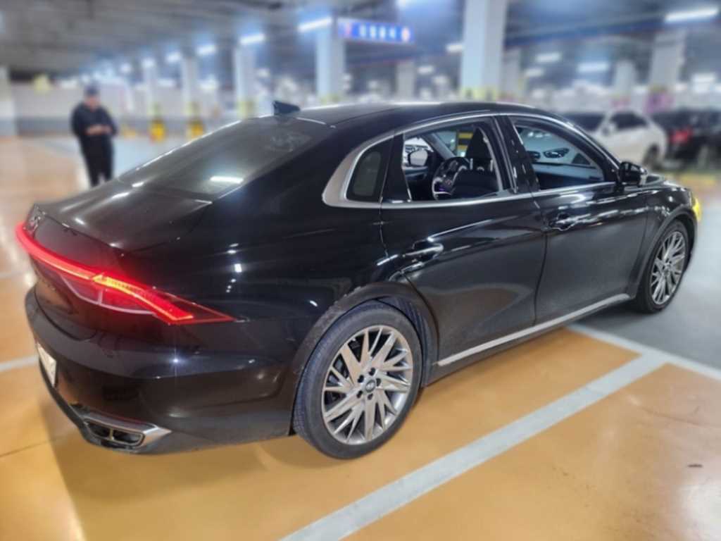 HYUNDAI Grandeur - Vista 4