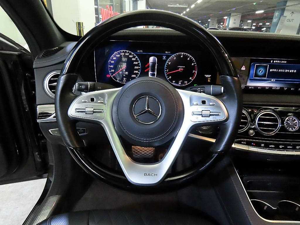 Mercedes Benz S Class - Vista 8