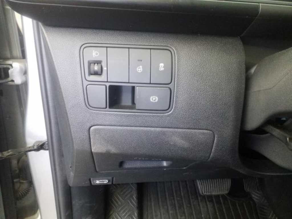 HYUNDAI Staria - Vista 7