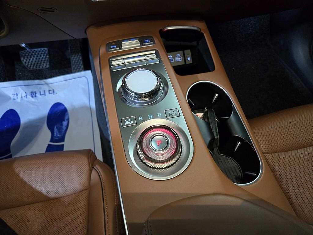 Genesis GV70 - Vista 12