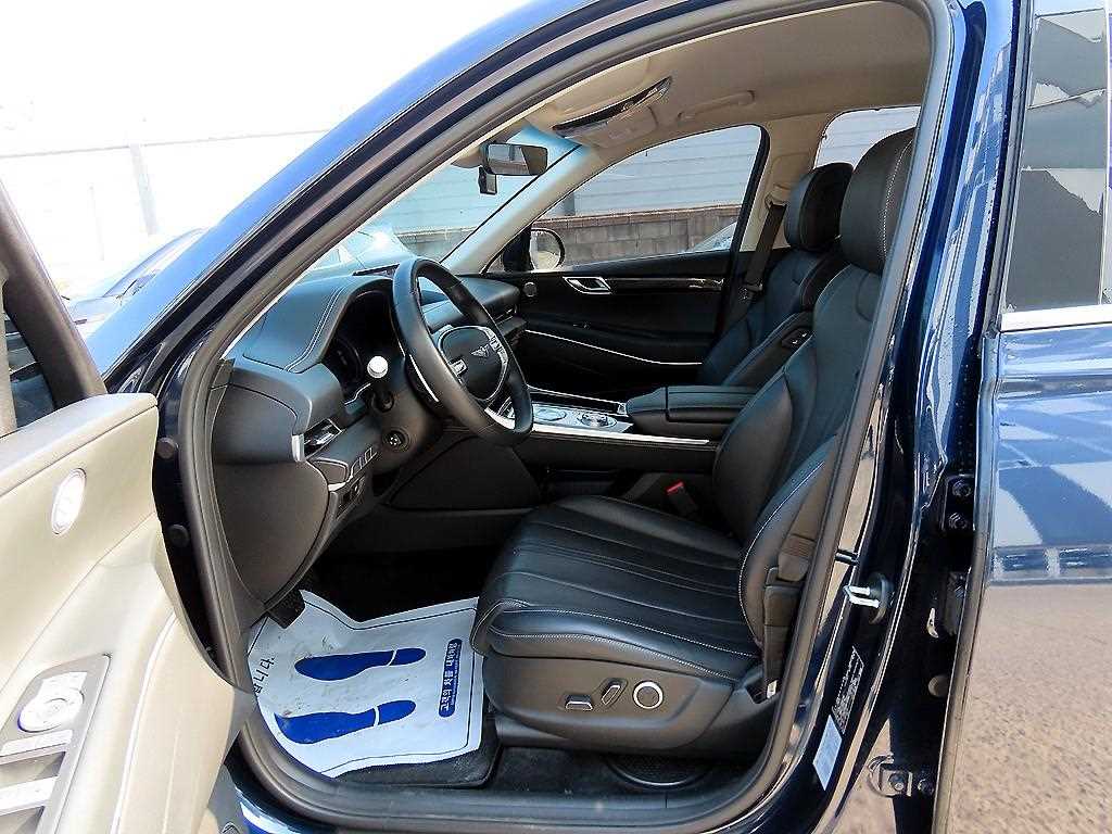 Genesis GV80 - Vista 5