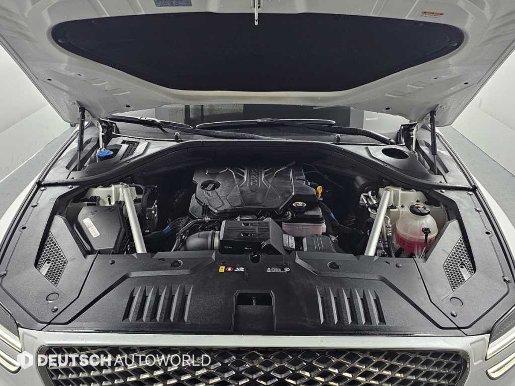 Genesis GV70 - Vista 6