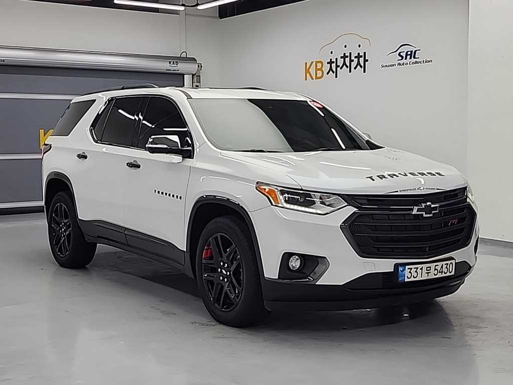 Chevrolet Travers - Vista 4