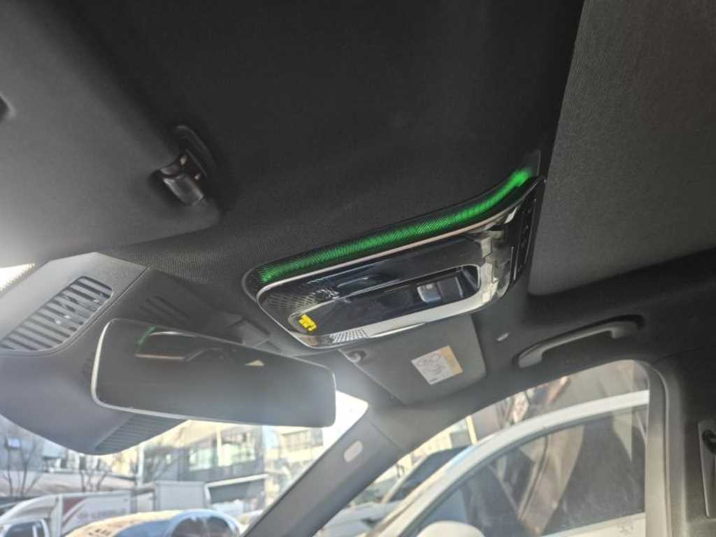 Mercedes Benz C Class - Vista 12