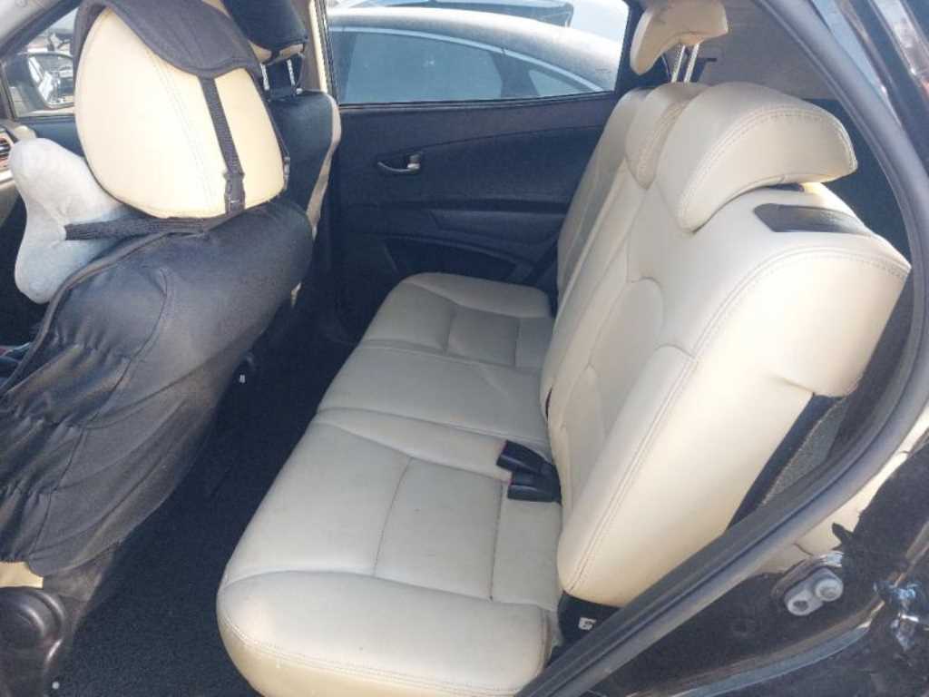 Ssangyong Korando - Vista 6