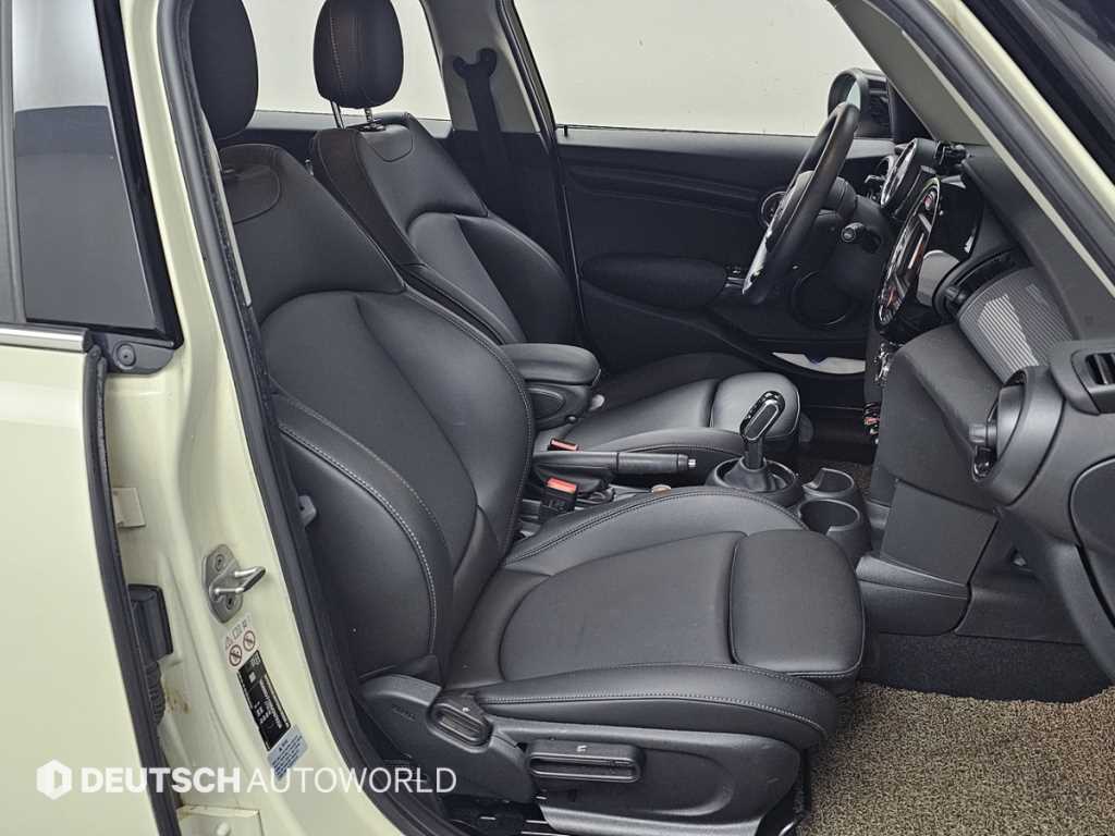 Mini Cooper - Vista 10